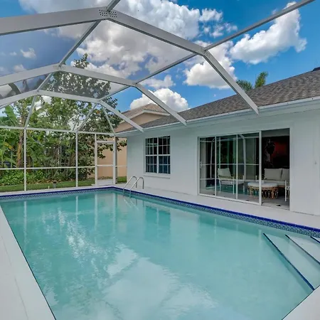 Piccadilly Beach House - Beautiful Updated Home, Private Pool, Minutes From Downtown 5Th Ave & Beaches!!!-3