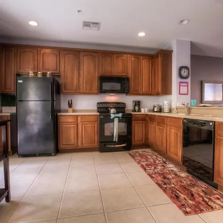 3-Story Townhome W Live-In Luxury At Vista Cay-3