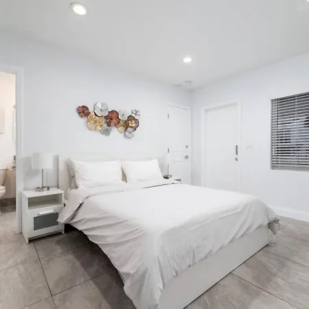 Bayshore Breeze 2 - Fort Lauderdale Beach-2