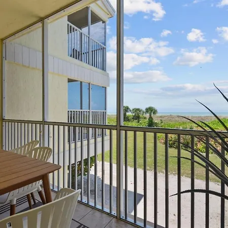 South Seas Beach Villa 2008-3