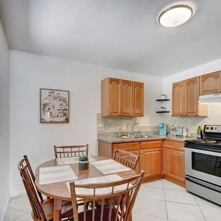 Make Waves 4 Bedroom Home-3
