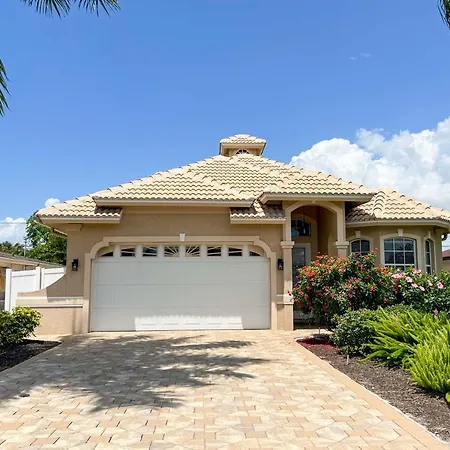 Naples Retreat W/ Saltwater Pool: 2 Mi To Beach!-2