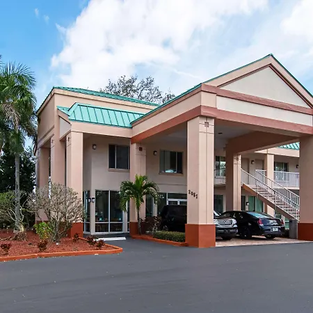 Ramada Limited Clearwater Hotel And Suites-3