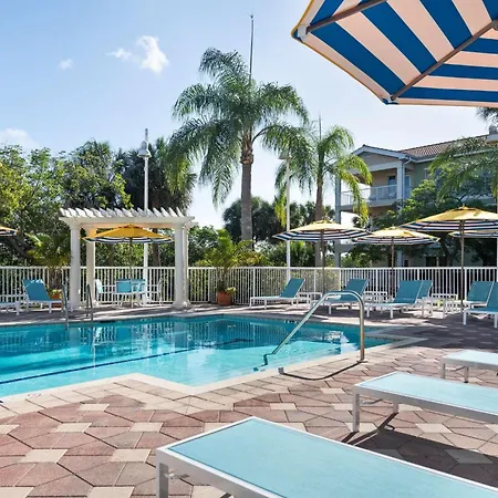 Doubletree Suites By Hilton Naples-3