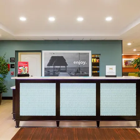 Hampton Inn Daytona Beach/Beachfront-2