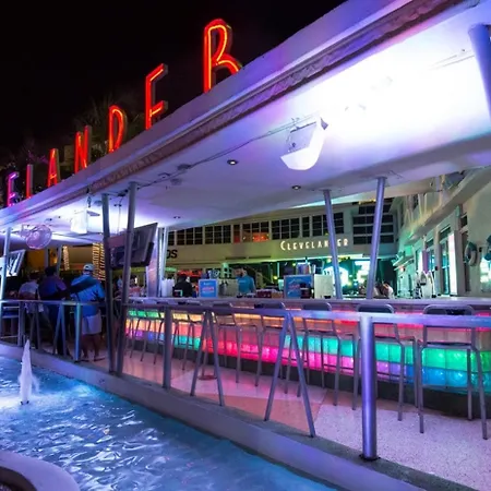 Clevelander Hotel (Adults Only)-3