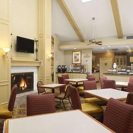 Hawthorn Suites By Wyndham Jacksonville-3