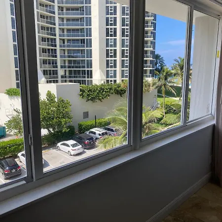 Beachfront Condo In Miami!-2