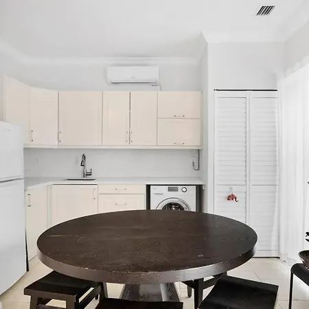 Opal Oasis - Pool, Spa, Luxury In Great Location!-3