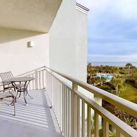 Oceanfront Condo With Large Balcony, Pool, Central Ac & Views-2