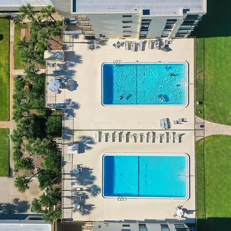Oceanfront Condo With Beach Access, Patio, Outdoor Pools, Tennis Court, W/D, Ac-3