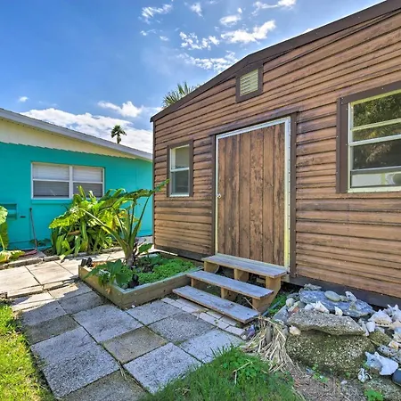 Walkable Florida Duplex: 2 Blocks To Cocoa Beach!-2
