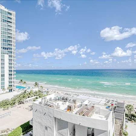 Hyde Resort And Residencies 705-3