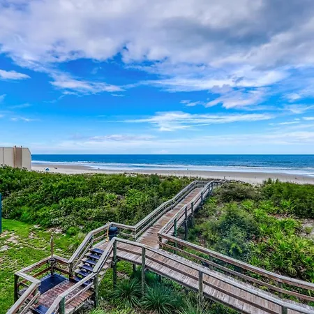 Oceanfront Windjammer Getaway-3