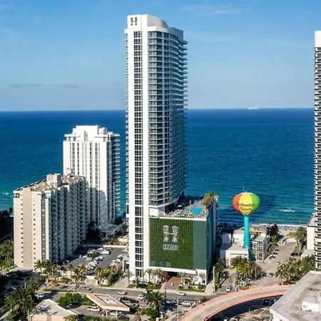 Luxury Beachfront Apartment In Lyfe Resort-2