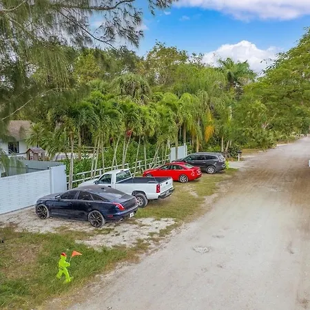 Farmhouse Miami-3