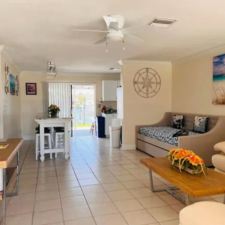 Cheerful Home With Two Bedrooms-2