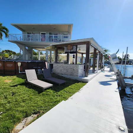 Step Into This Key Largo Paradise-2
