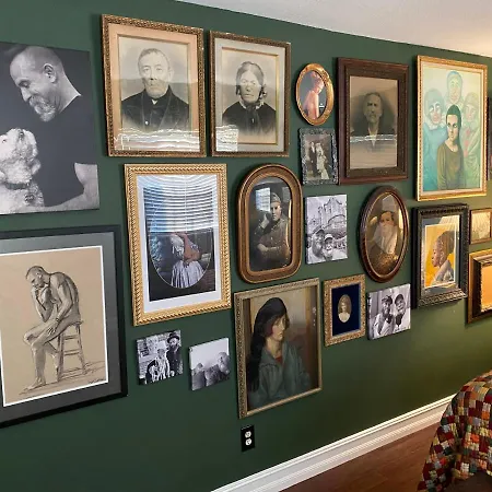 Phantom History House - Portrait Room-2