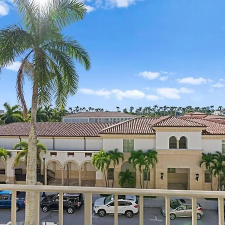 Palm Beach Hotel 1 Bedroom Apt With Balcony-3