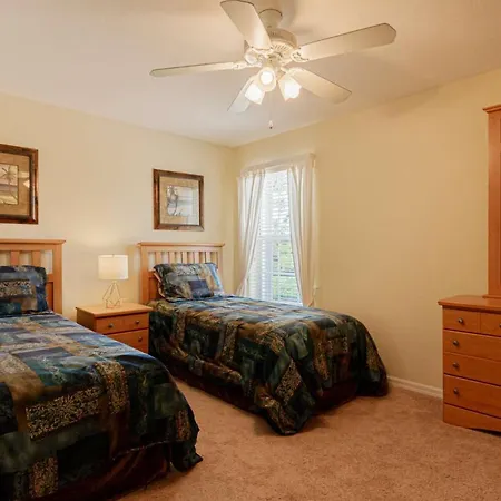 The Shores- Berkshire Pines Drive-3