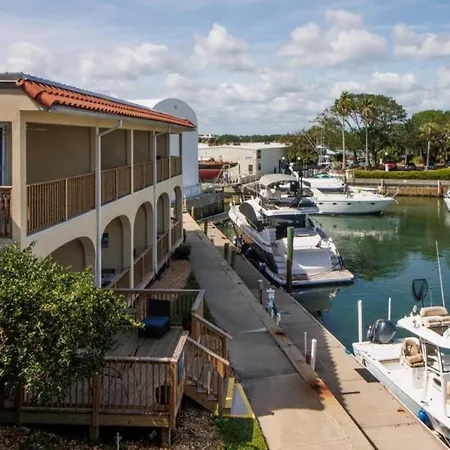 Inn At Camachee Harbor View Suite 28-3