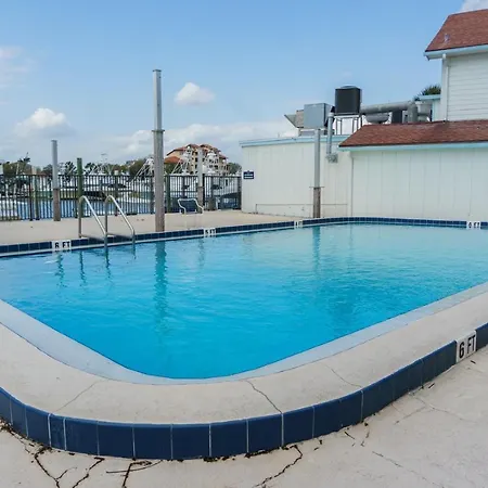 Inn At Camachee Harbor Deluxe 19-3