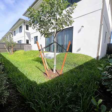 Green Luxurious 5Bd Jungle House By Fl Keys Mia-2