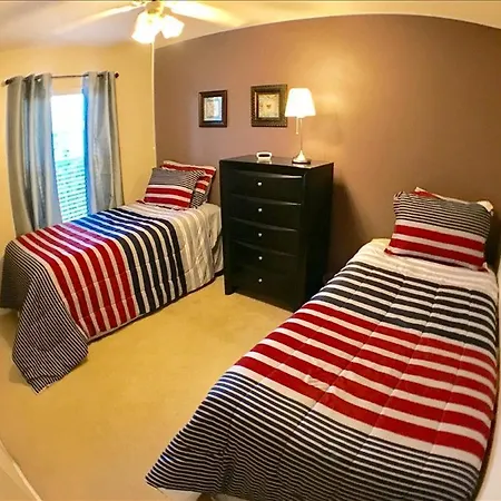 Four Bedrooms Home With Pool 3050-3
