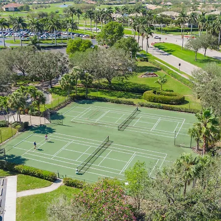 Lely Greenlinks Top Floor - On Golf Course, Minutes From Beaches, Downtown!-3