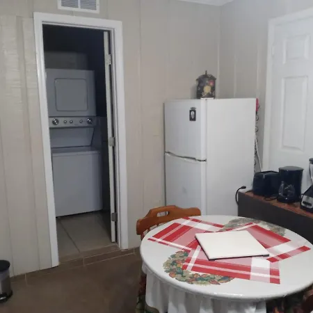 Private And Well Equipped Studio On First Floor-2