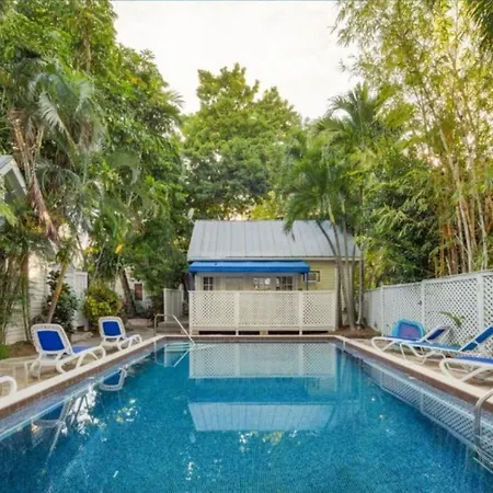 Pool Side Villa Key West-3