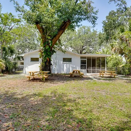 Charming Mid-Century House - Just Steps To Lake!-2