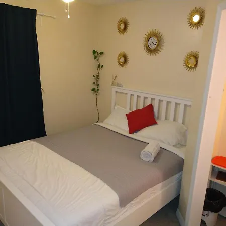Amazing Place To Live And Woerk Book 7 Nights Minimuem-2