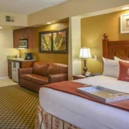 West Gate Lakes Resort-2