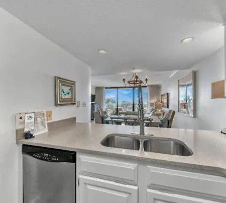 One Seagrove Place-3