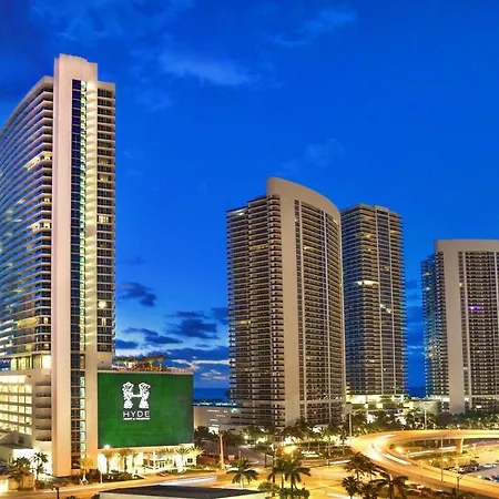 Lux Unit Beachfront 1Bd/1Ba At Hyde Beach Resort-2