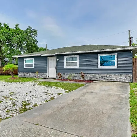 Dog-Friendly Home W/ Yard ~ 6 Miles To The Beach!-3