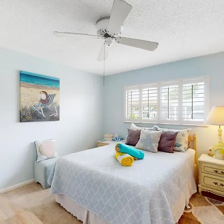 Whispering Palms At Sandpiper, Unit 102-2