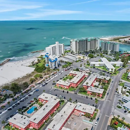 The Villas At St Pete Beach 7-2