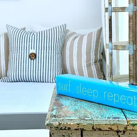 Newly Renovated Beach Cottage-3