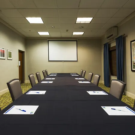 Holiday Inn Express And Suites Tampa I-75 At Bruce B. Downs By Ihg-3