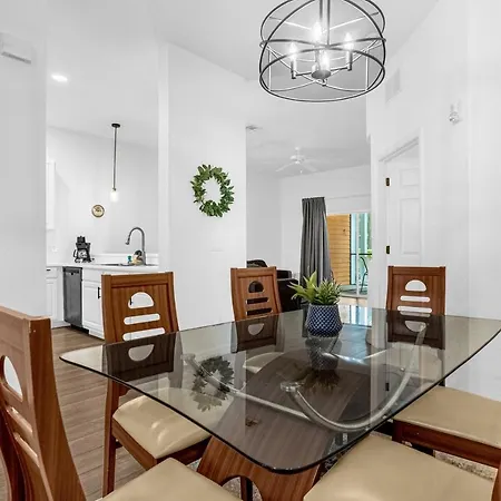 Bahama Bay, Davenport, Florida Oversize 2 Br condo-3