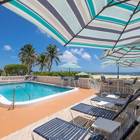 Beachfront Studio Condo #11-2