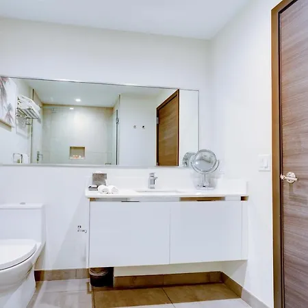 New! Beach Access With Rooftop Pool-3