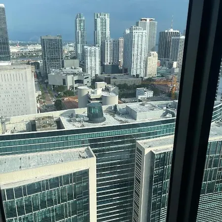 Luxury 2 Bedroom Condo-3