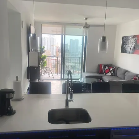 Luxury 2 Bedroom Condo-2