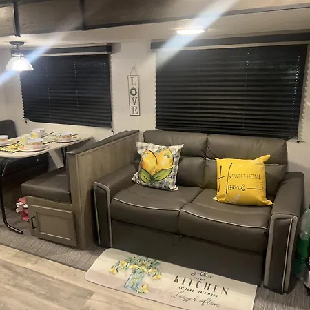 Yhonat'S 2023 Heartland North Trail Ultra Lite Travel Trailer-2