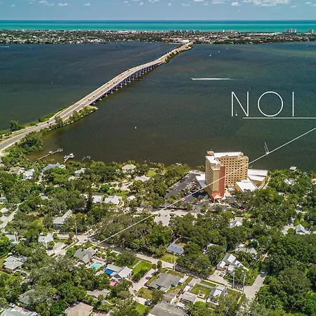 Noi Nest Home + Pool + Suites-3