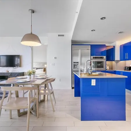 W Hotel 2Bd 2Bath Condo Ocean Views-3